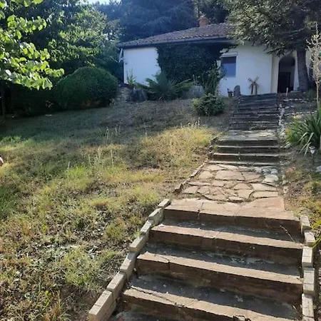 Ferienhaus Entire House With Private Garden And Garage