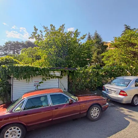 Entire House With Private Garden And Garage * Sunny Beach
