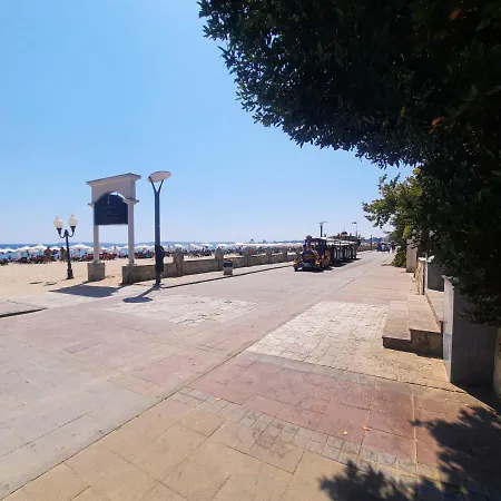 Entire House With Private Garden And Garage * Sunny Beach